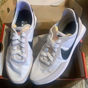 Boys Nike Waffle Trainer 2 (Grade School) New!!!